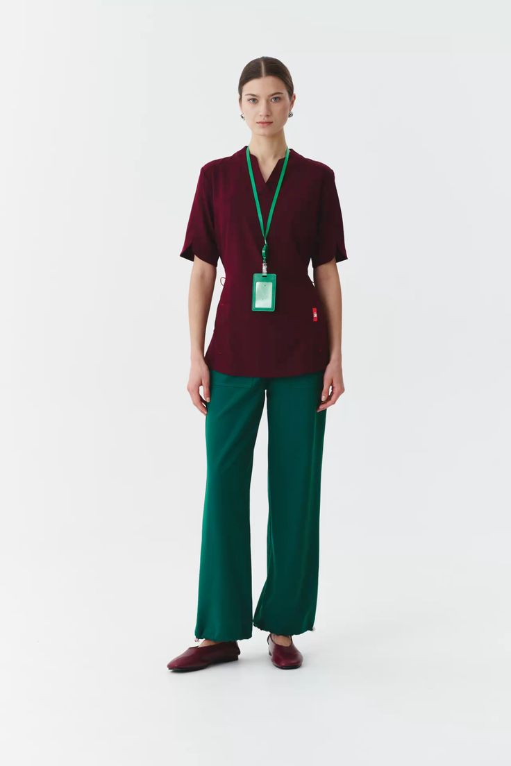 Women's Modern Fit Top